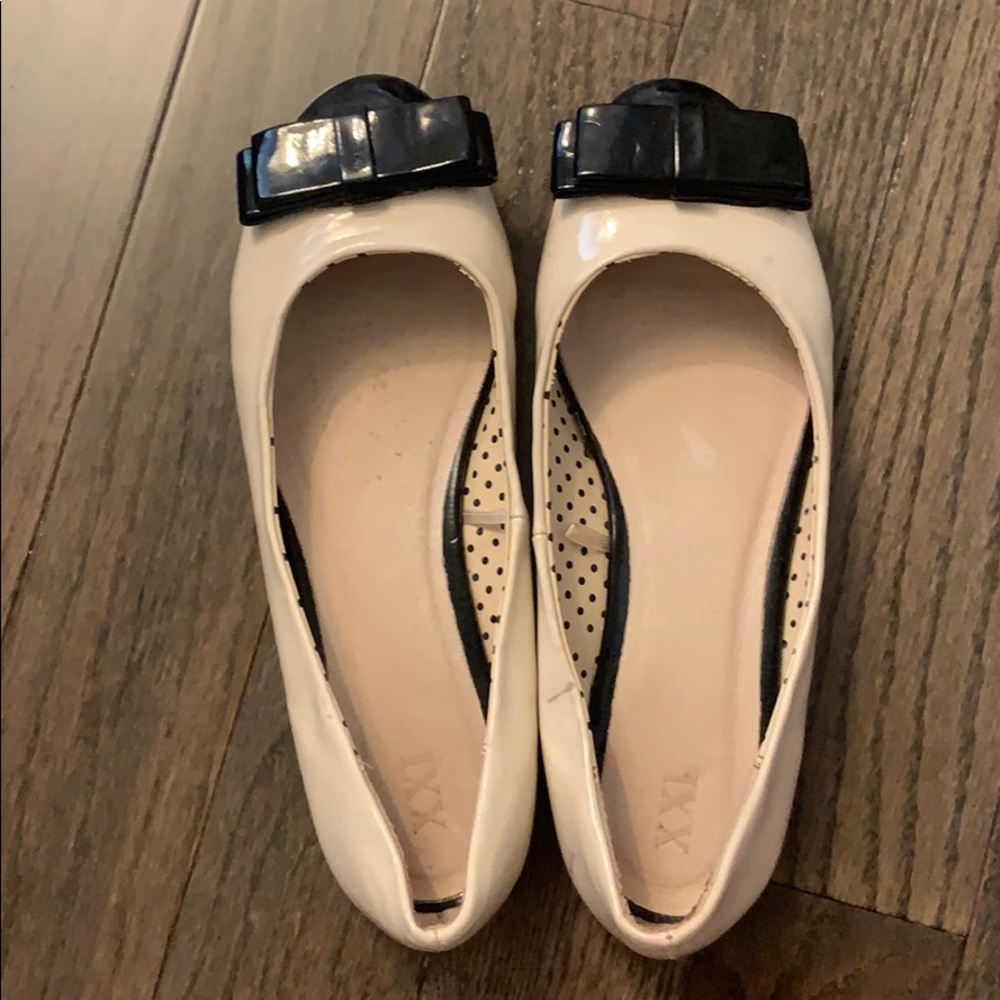 Forever 21 Black and White Flat with Bow